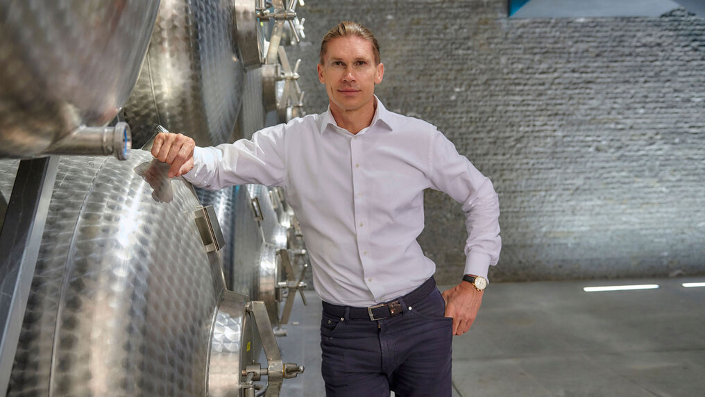 Zurich Company – Volxem Van Boucherville Wine